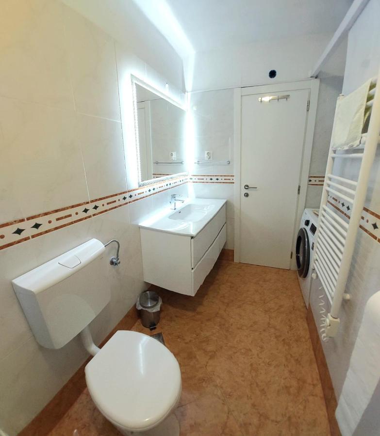 Tina Apartment สปลิท ภายนอก รูปภาพ